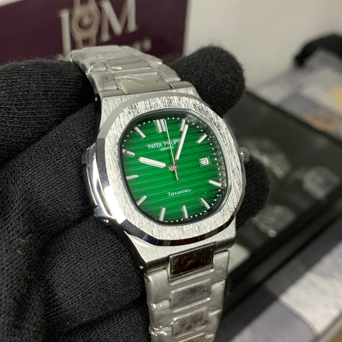 PP – Nautilus Silver with green Dial (A+ quality)