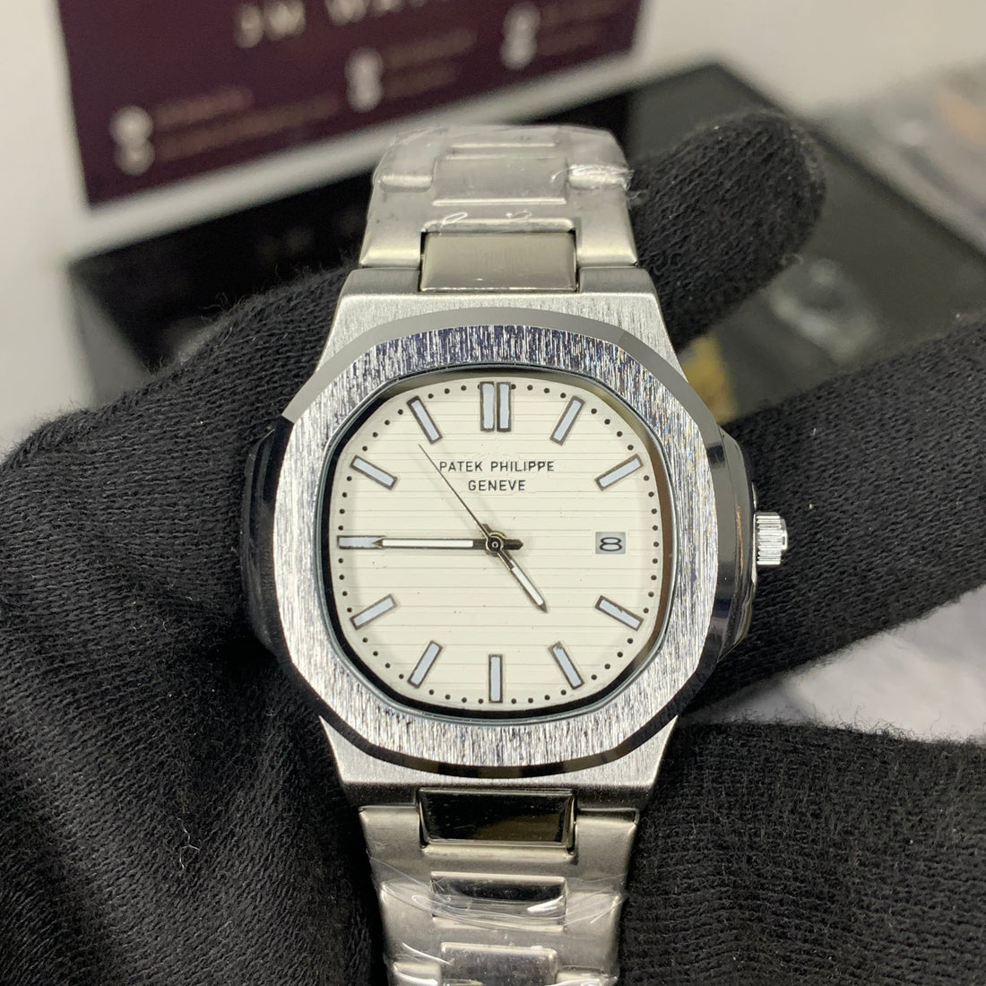 PP – Nautilus Silver with white dial (A+ quality)